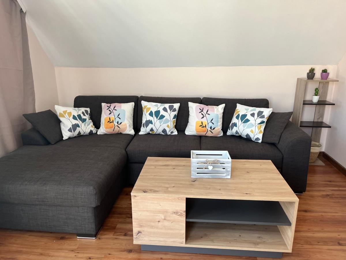 Apartment Happy Holiday 2 Burgas Exteriör bild