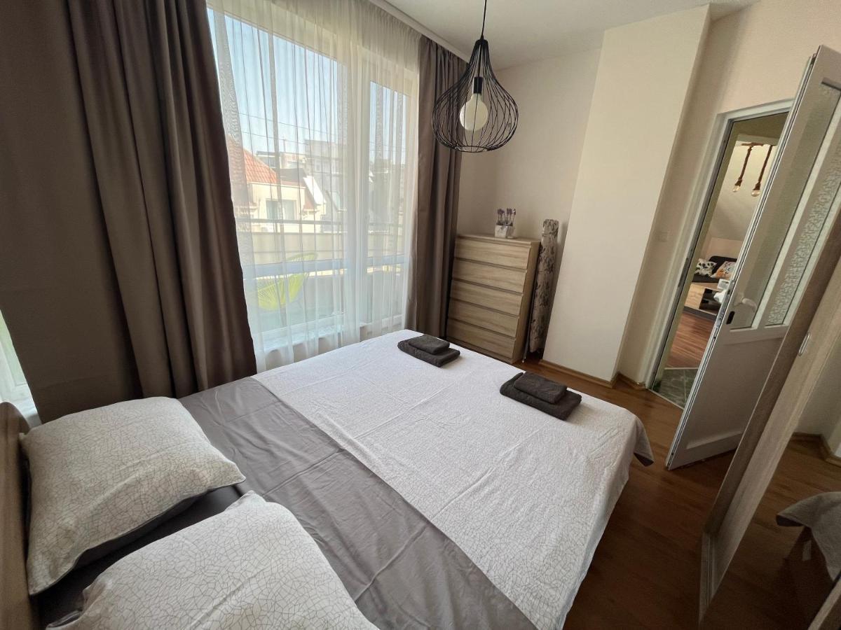 Apartment Happy Holiday 2 Burgas Exteriör bild